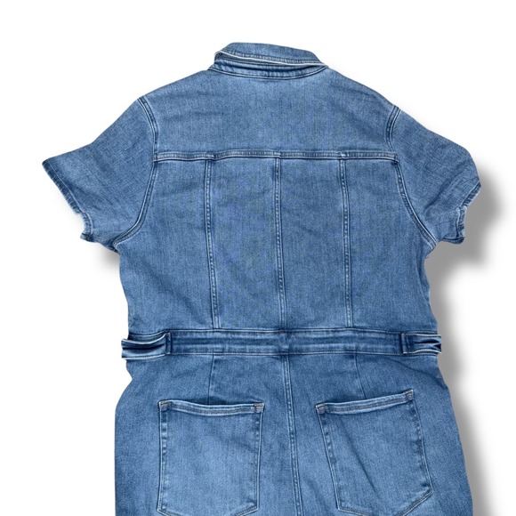 GOOD AMERICAN Denim Utility Jumpsuit Short Sleeve Belted Light Wash Size 6 - Picture 6 of 8